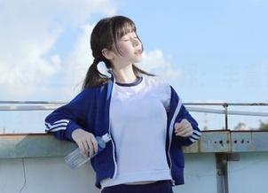 Tiny Asa三原的影像世界：丰富多彩的写真图片展现独特的艺术气息